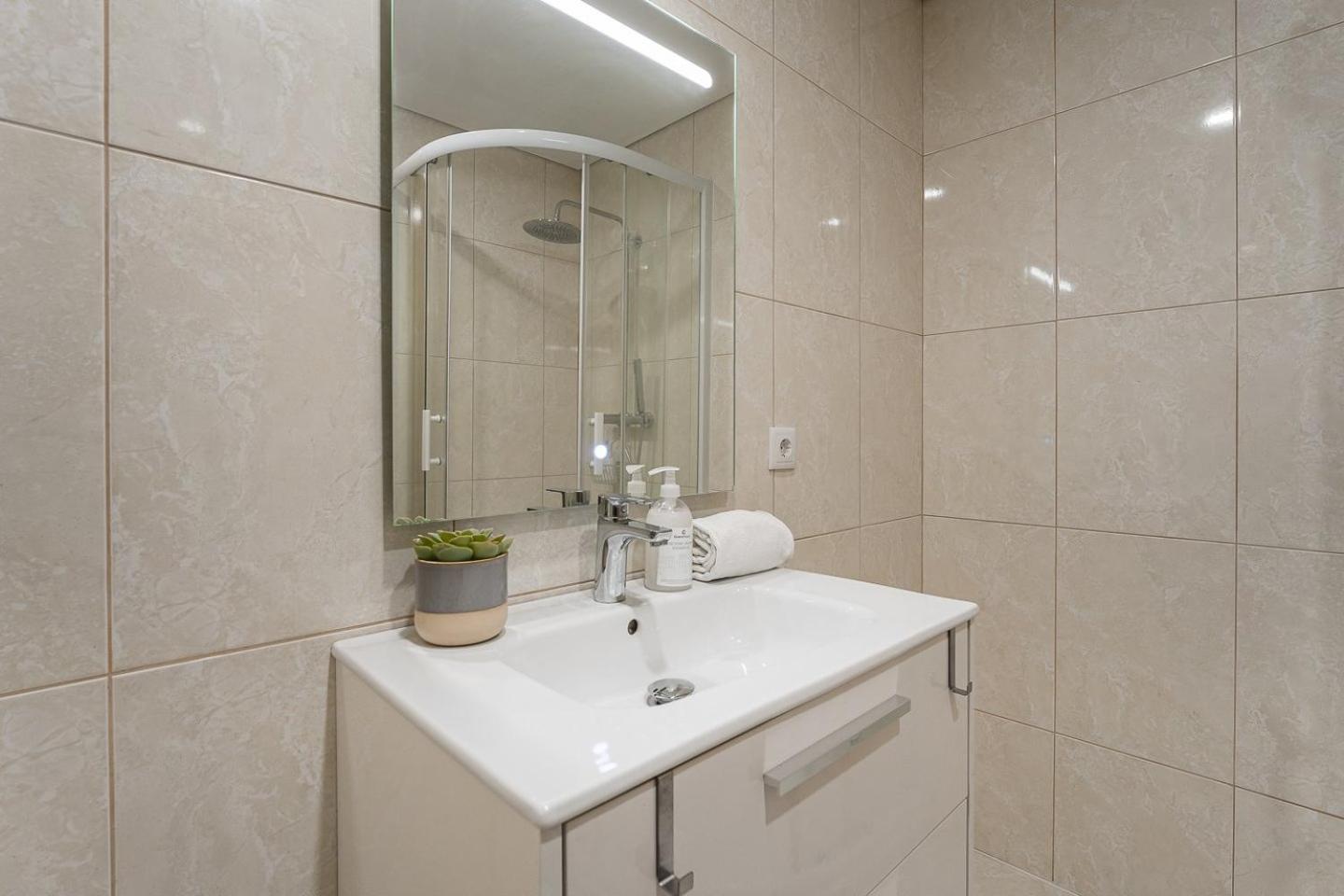 Guestready - Miragaia Stone Studios & Apartments Porto Eksteriør billede
